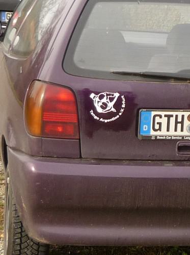 Logo auf Violett