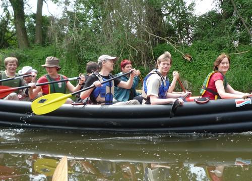 alle im Gummiboot